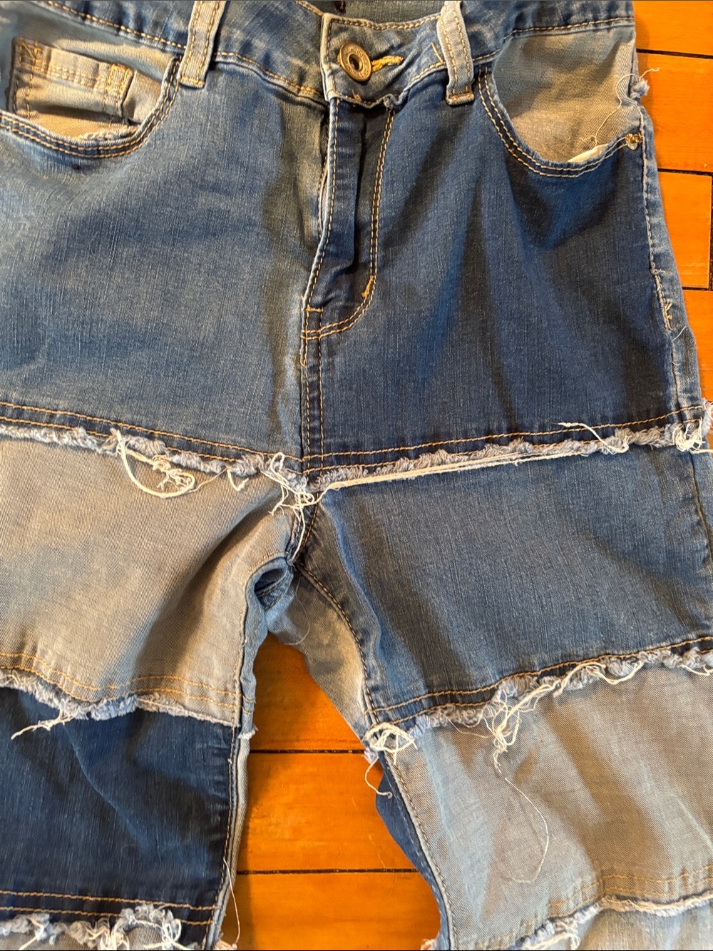 EUC Elite Patchwork Blue Boot Cut/Flare Women's Jeans - Picture 5 of 8